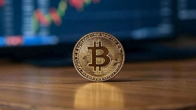 Bitcoin, Ether Brace for $17B Options Expiry Amid Fed Meeting, Tech Company Earnings