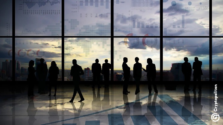 Investors pile into alts through ETFs
